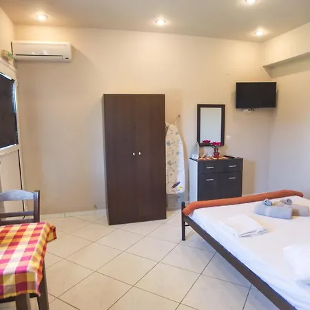 Filippion Ξενοδοχείο Μαντζαβινάτα