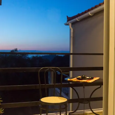 Hotel Filippion Mantzavináta