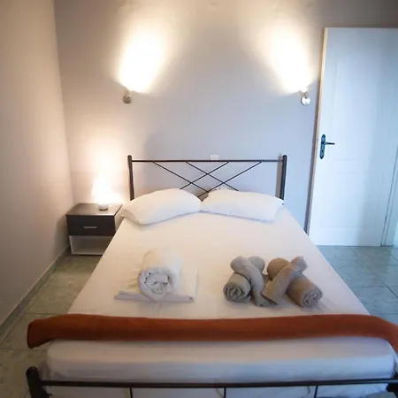 Hotel Filippion Mantzavináta